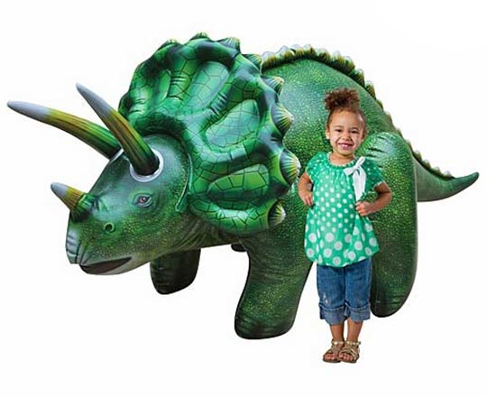 Giant Dinosaur & Animal Photo Area